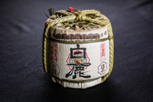 Fut de saké traditionnel
