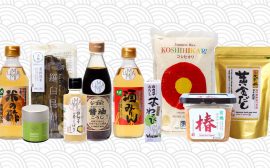 packshot de produits japonais sur fond de vagues japonaises motif gris